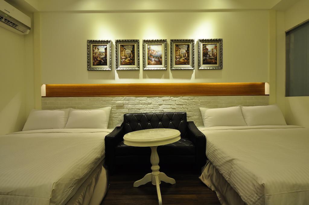 Young Motel Taitung Room photo